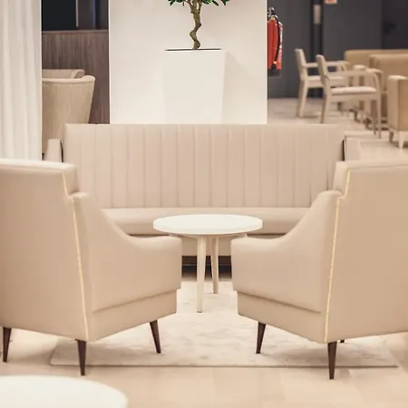 Essence Marianos Hotel