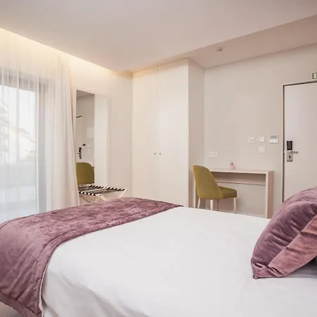 Essence Marianos Szálloda