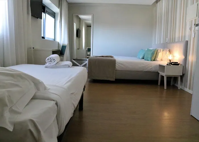 Hotell Essence Marianos