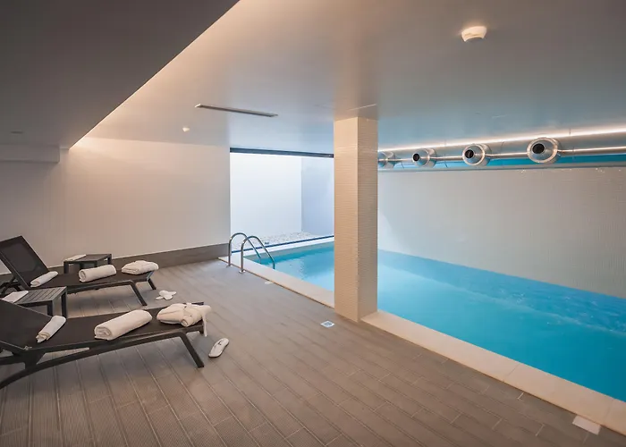 Essence Marianos Hotel