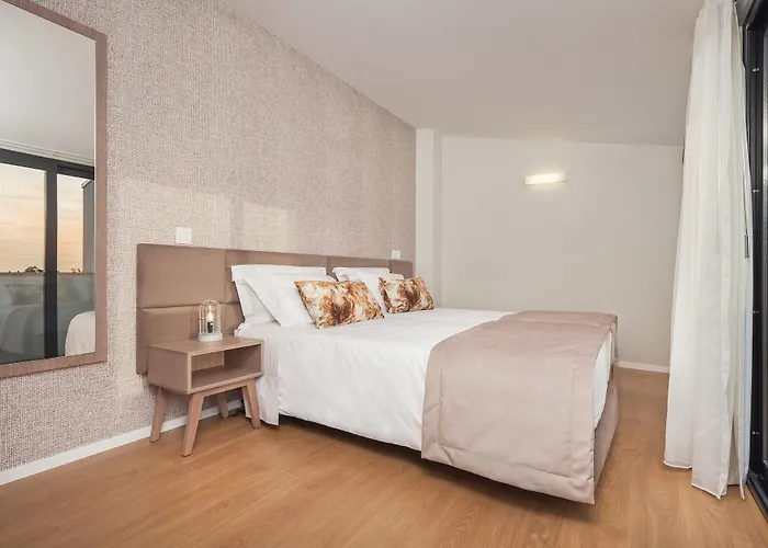 Essence Marianos Hotell 4*