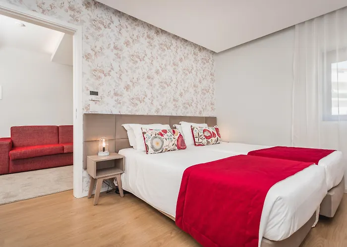 Hotel Essence Marianos