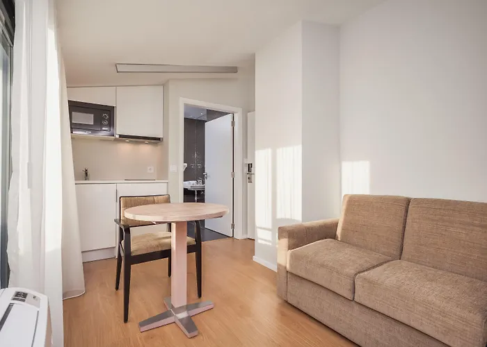 Essence Marianos Fátima